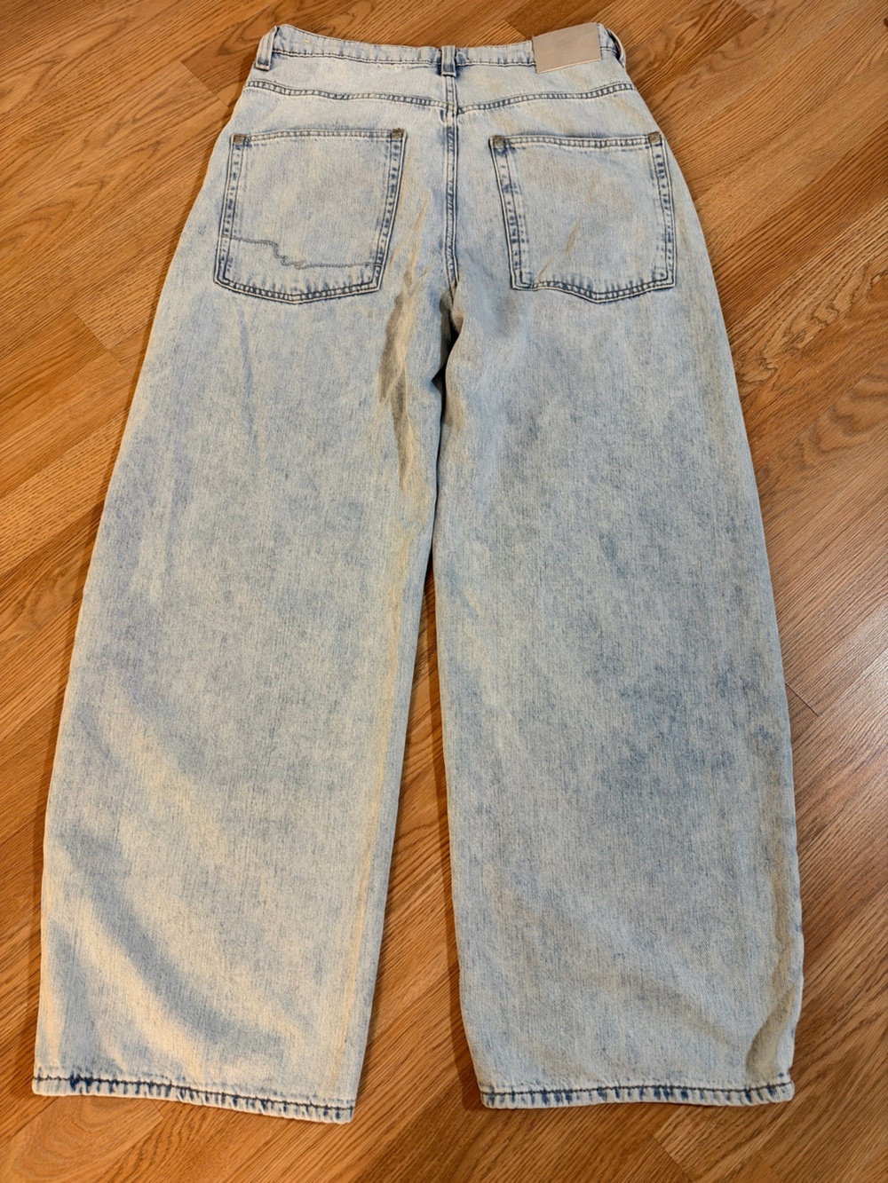 Free People We The Free Light Wash Barrel Leg Jeans Relaxed Tapered Denim - Picture 3 of 9